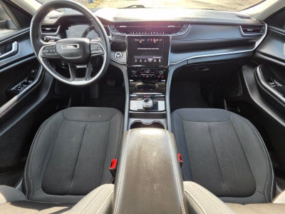 2023 Jeep Grand Cherokee L Laredo 4x2