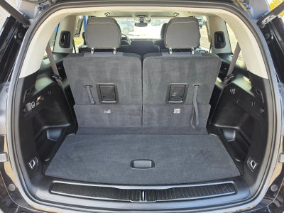 2023 Jeep Grand Cherokee L Laredo 4x2