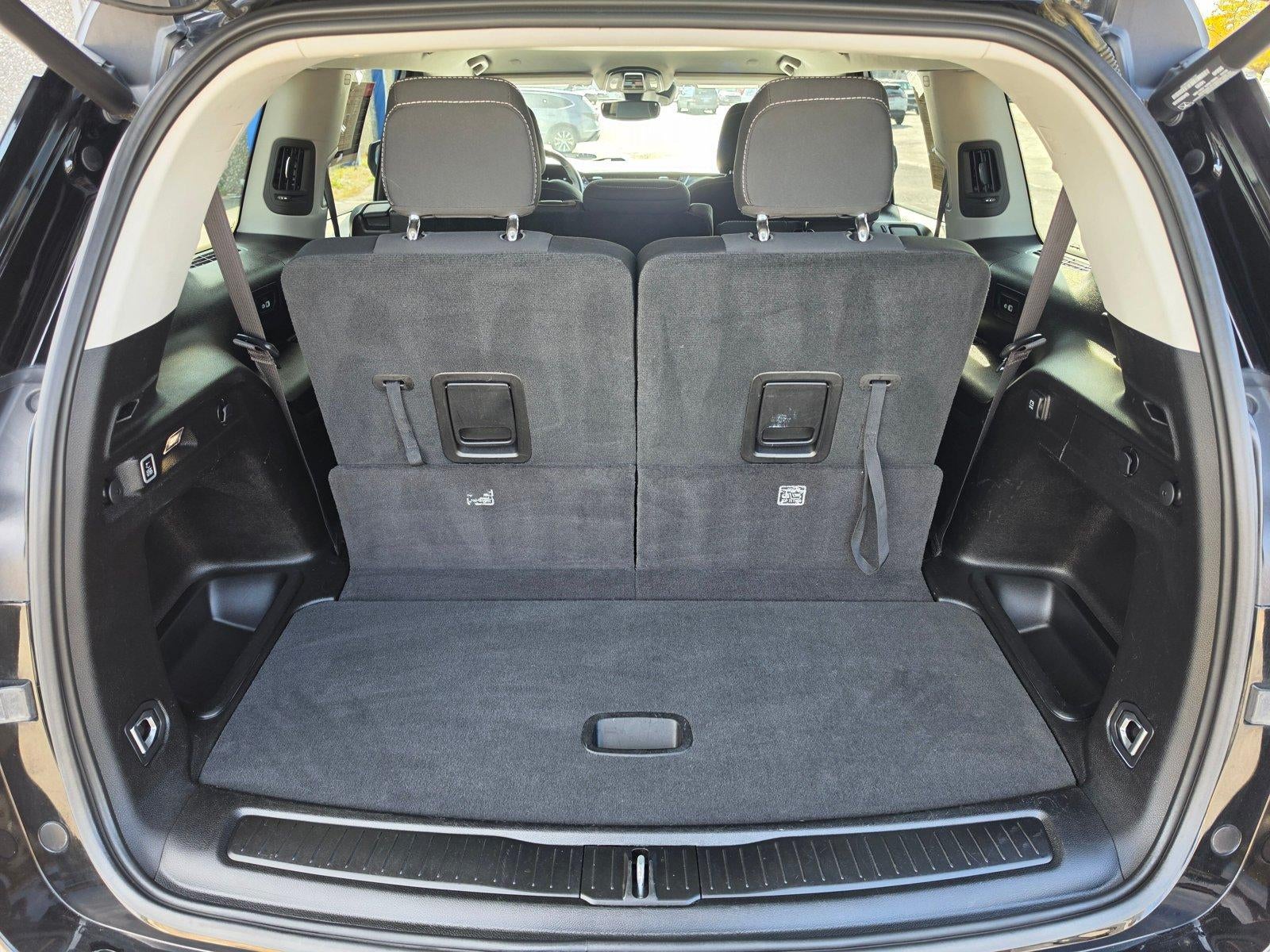 2023 Jeep Grand Cherokee L Laredo 4x2