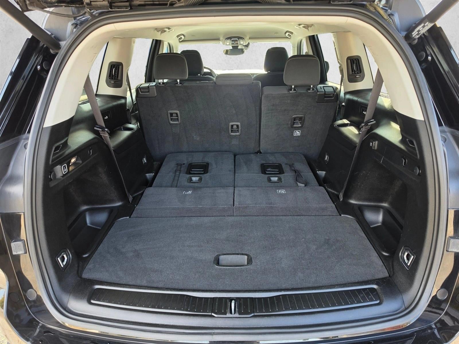 2023 Jeep Grand Cherokee L Laredo 4x2