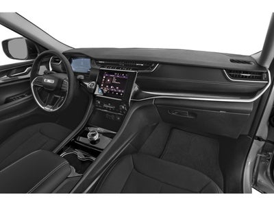 2023 Jeep Grand Cherokee L Laredo 4x2