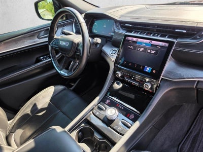 2022 Jeep Grand Cherokee L Overland 4x4