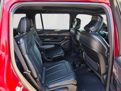 2022 Jeep Grand Cherokee L Overland 4x4