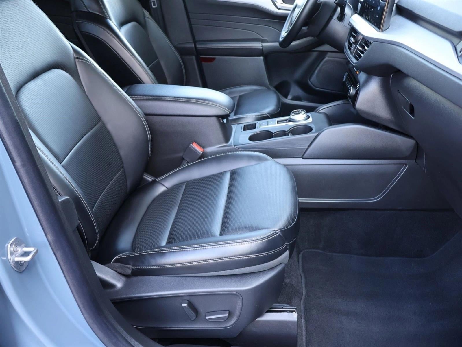 2025 Ford Escape Platinum AWD