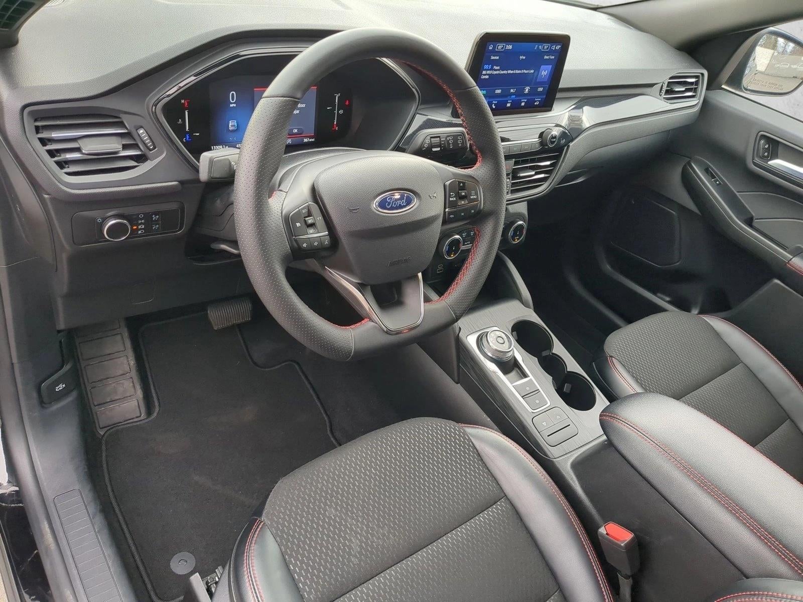 2025 Ford Escape ST-Line AWD