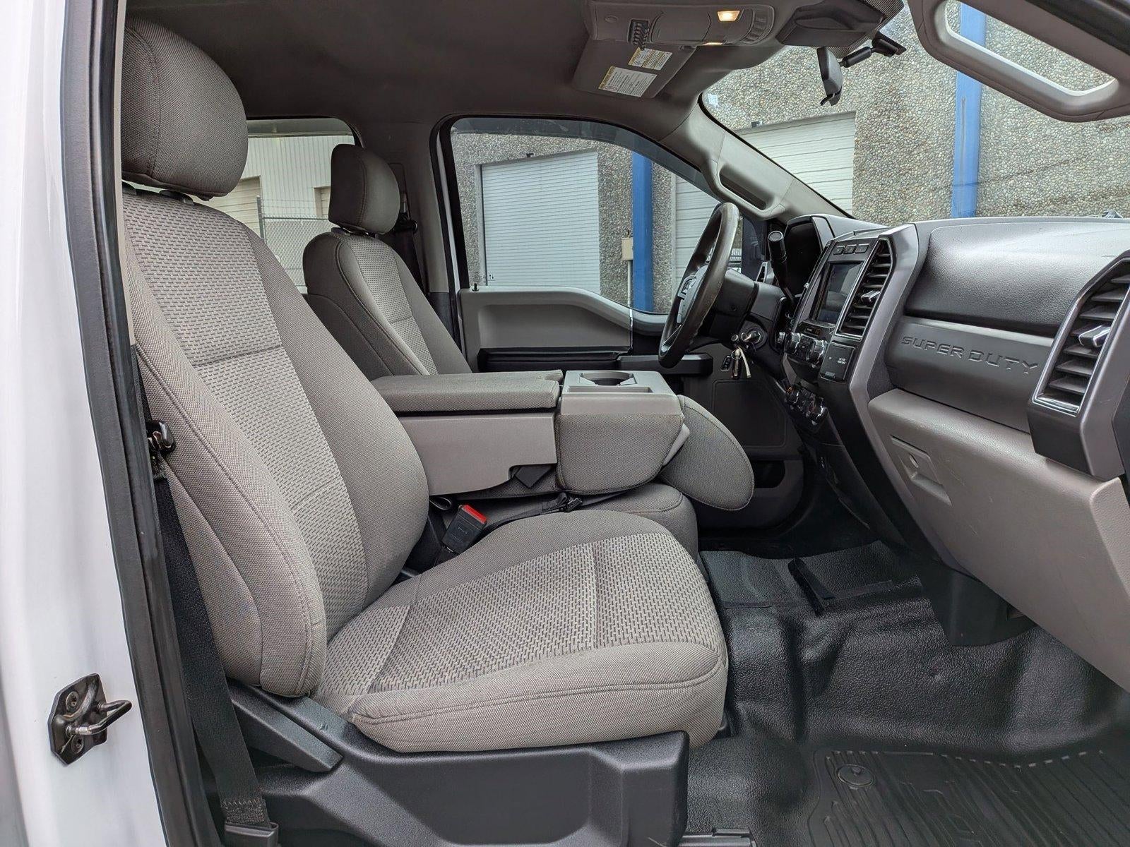 2020 Ford Super Duty F-350 SRW XLT 4WD Crew Cab 6.75' Box