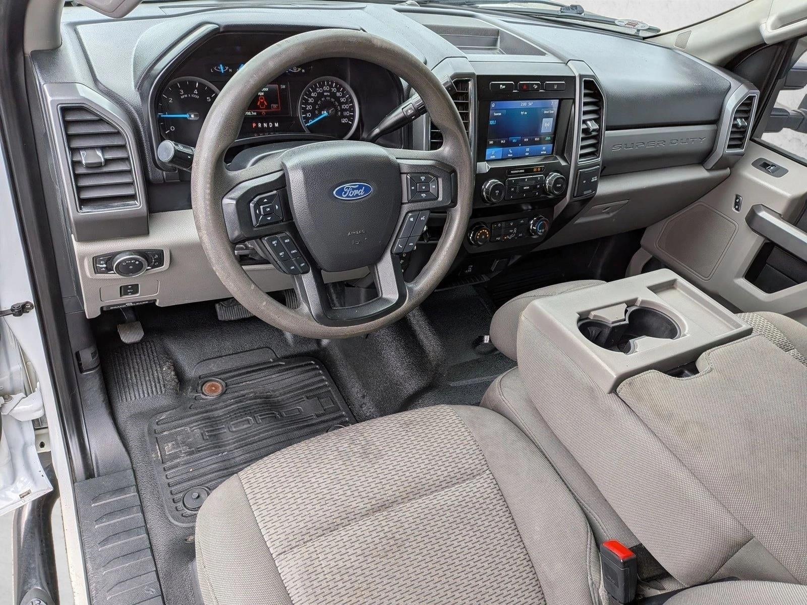 2020 Ford Super Duty F-350 SRW XLT 4WD Crew Cab 6.75' Box