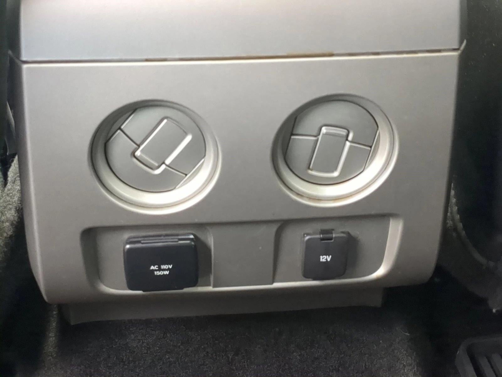 2014 Ford F-150 4WD SuperCrew 5-1/2 Ft Box SVT Raptor