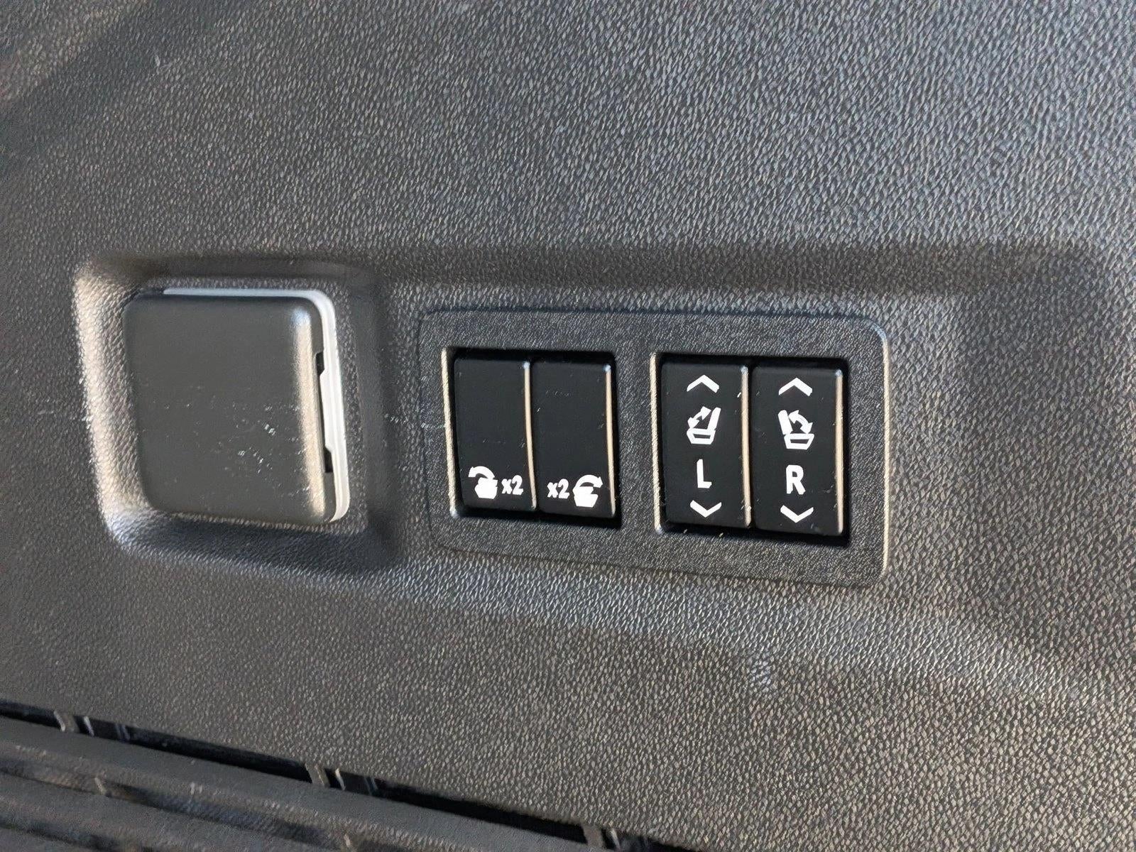 2022 Chevrolet Tahoe 4WD RST