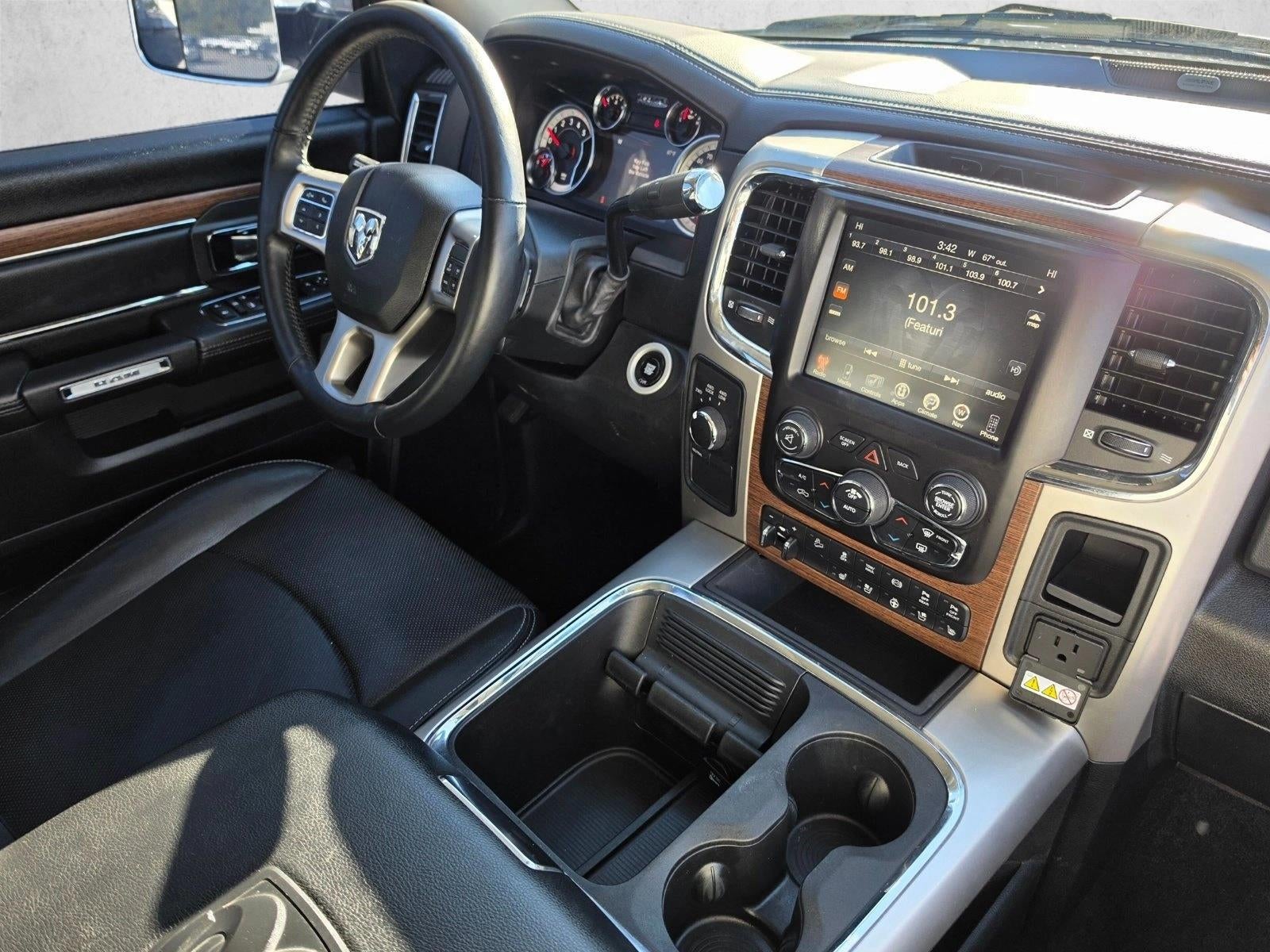 2017 RAM 2500 Laramie 4x4 Crew Cab 6'4" Box