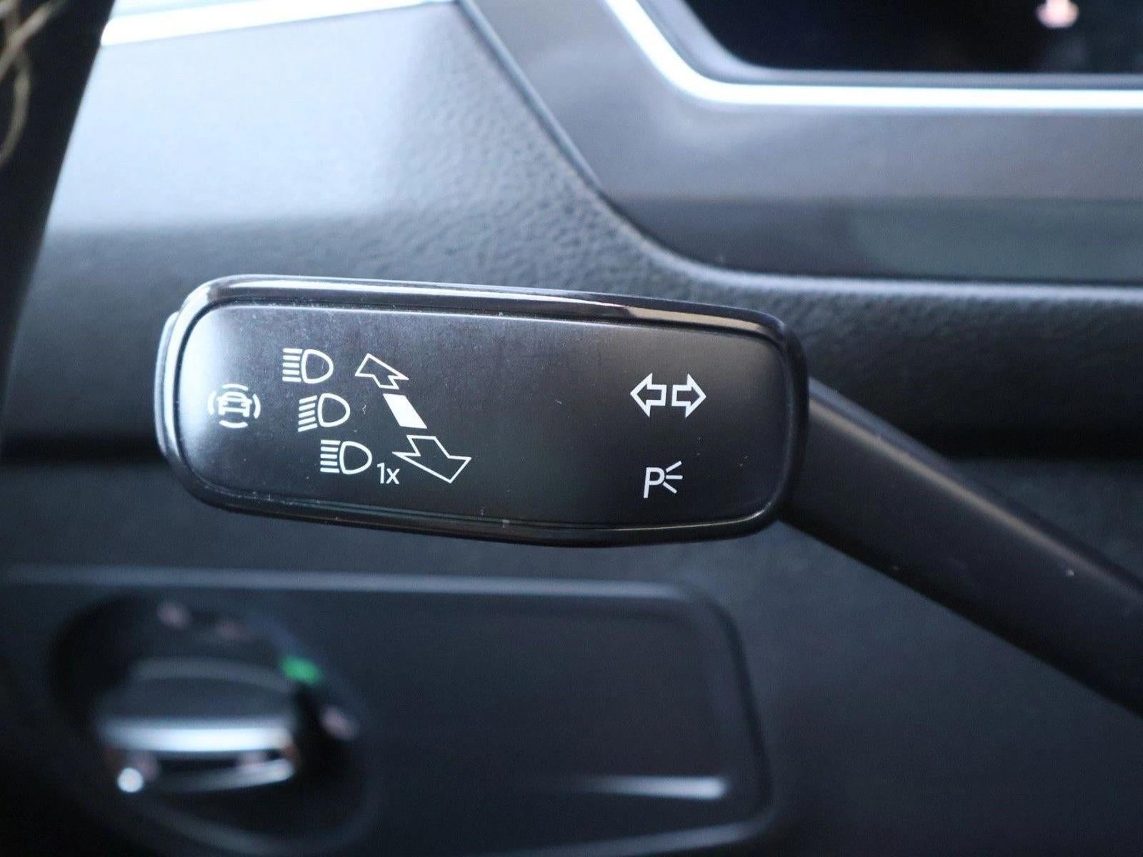 2023 Volkswagen Tiguan 2.0T SE 4MOTION