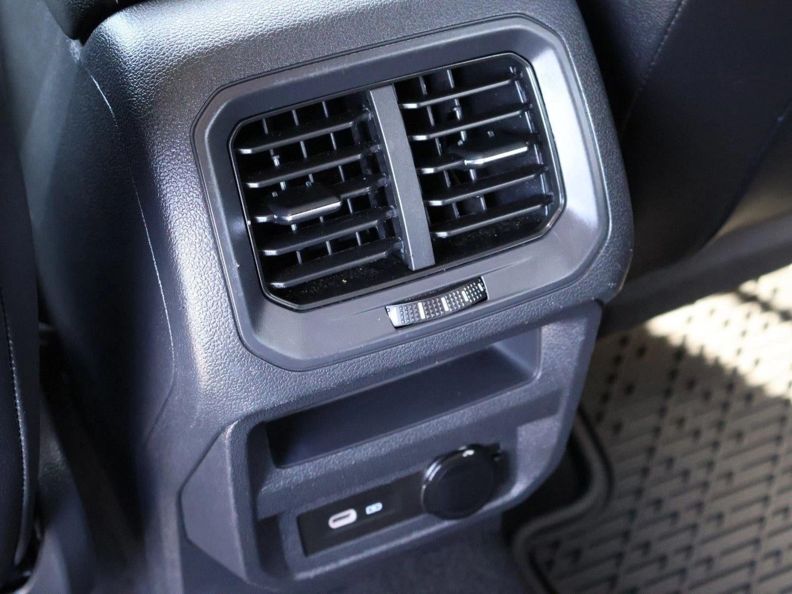 2023 Volkswagen Tiguan 2.0T SE 4MOTION