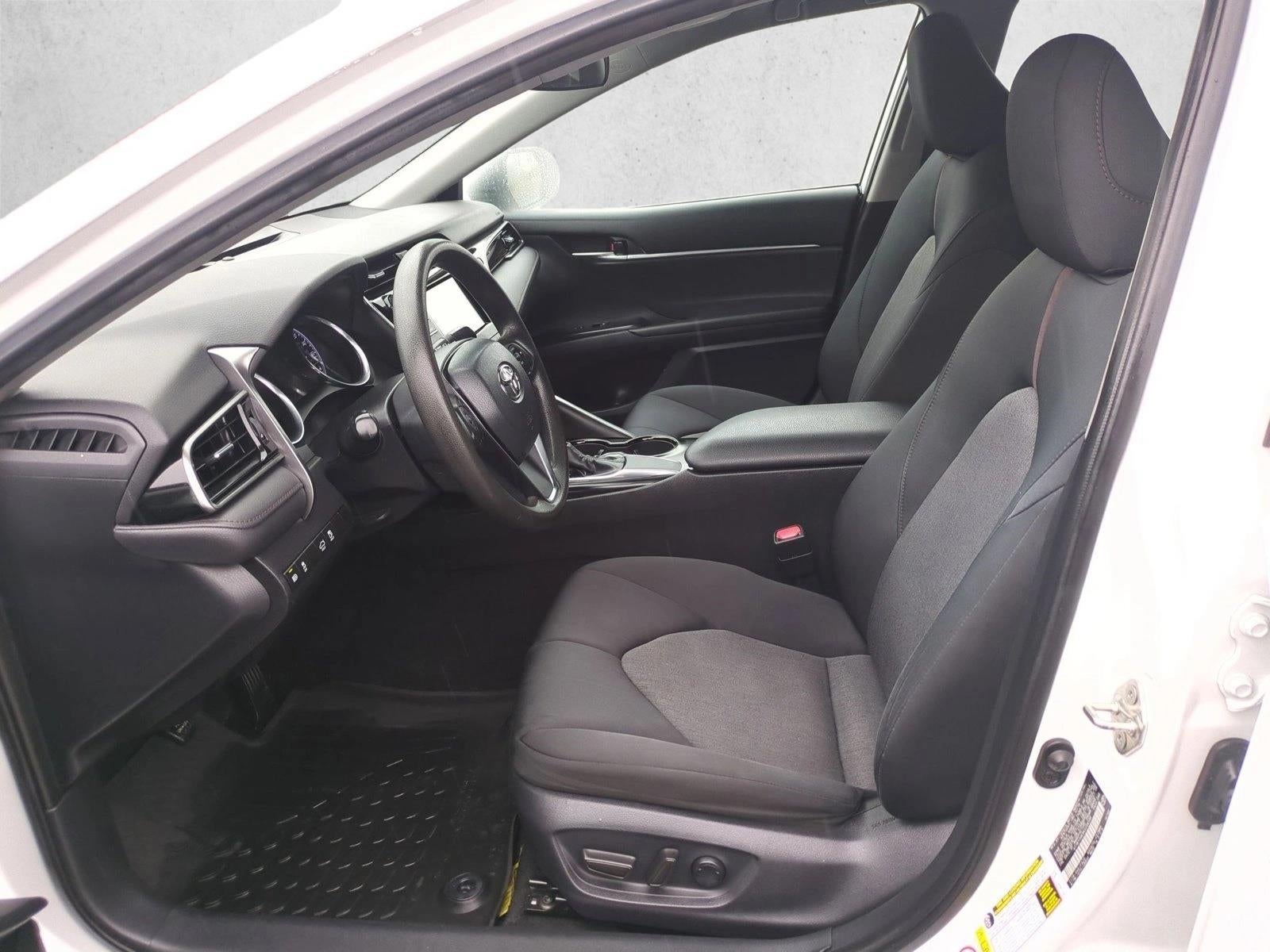 2019 Toyota Camry LE Auto (SE)