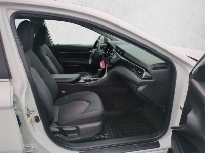 2019 Toyota Camry LE Auto (SE)