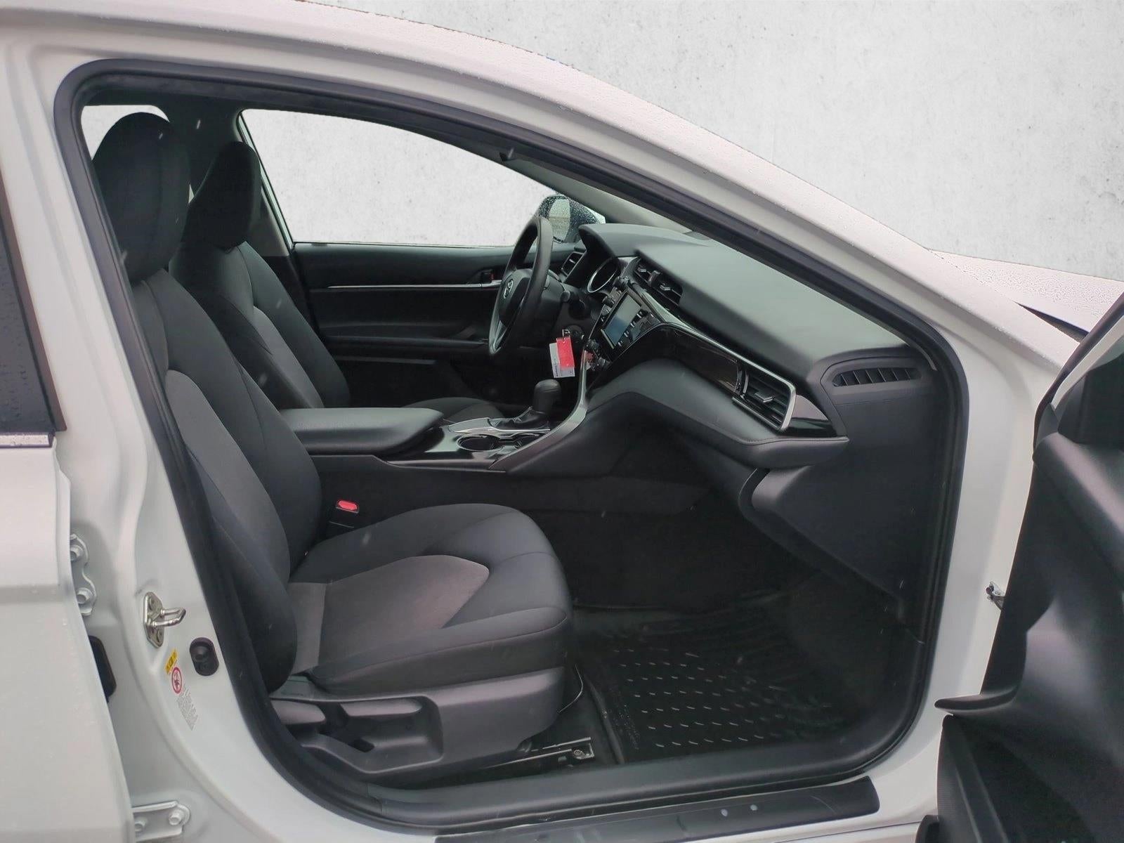 2019 Toyota Camry LE Auto (SE)