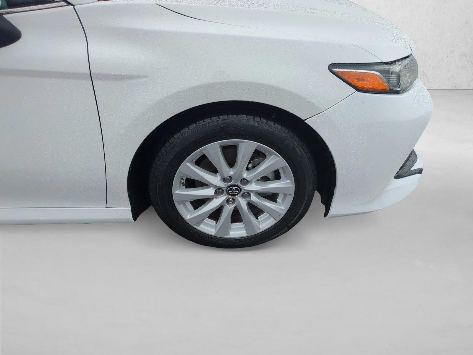 2019 Toyota Camry LE Auto (SE)