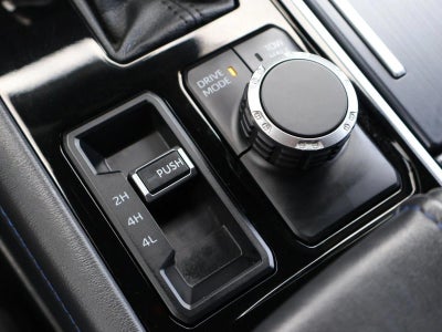 2023 Toyota Tundra 4WD 4WD Platinum CrewMax 5.5' Bed (Natl)