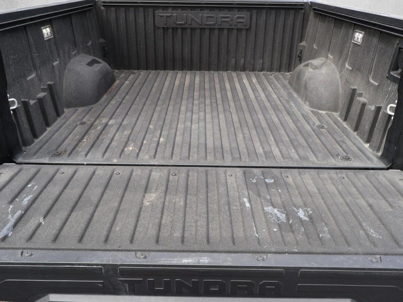 2023 Toyota Tundra 4WD 4WD Platinum CrewMax 5.5' Bed (Natl)