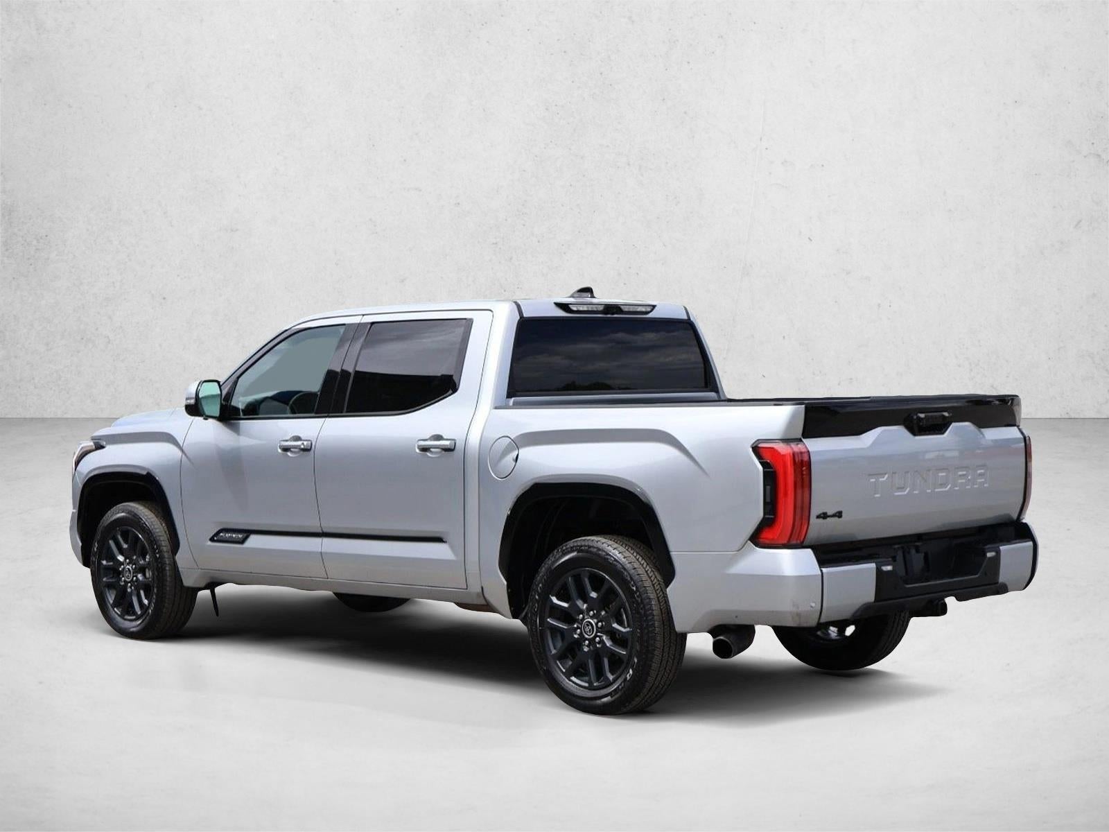 2023 Toyota Tundra 4WD 4WD Platinum CrewMax 5.5' Bed (Natl)
