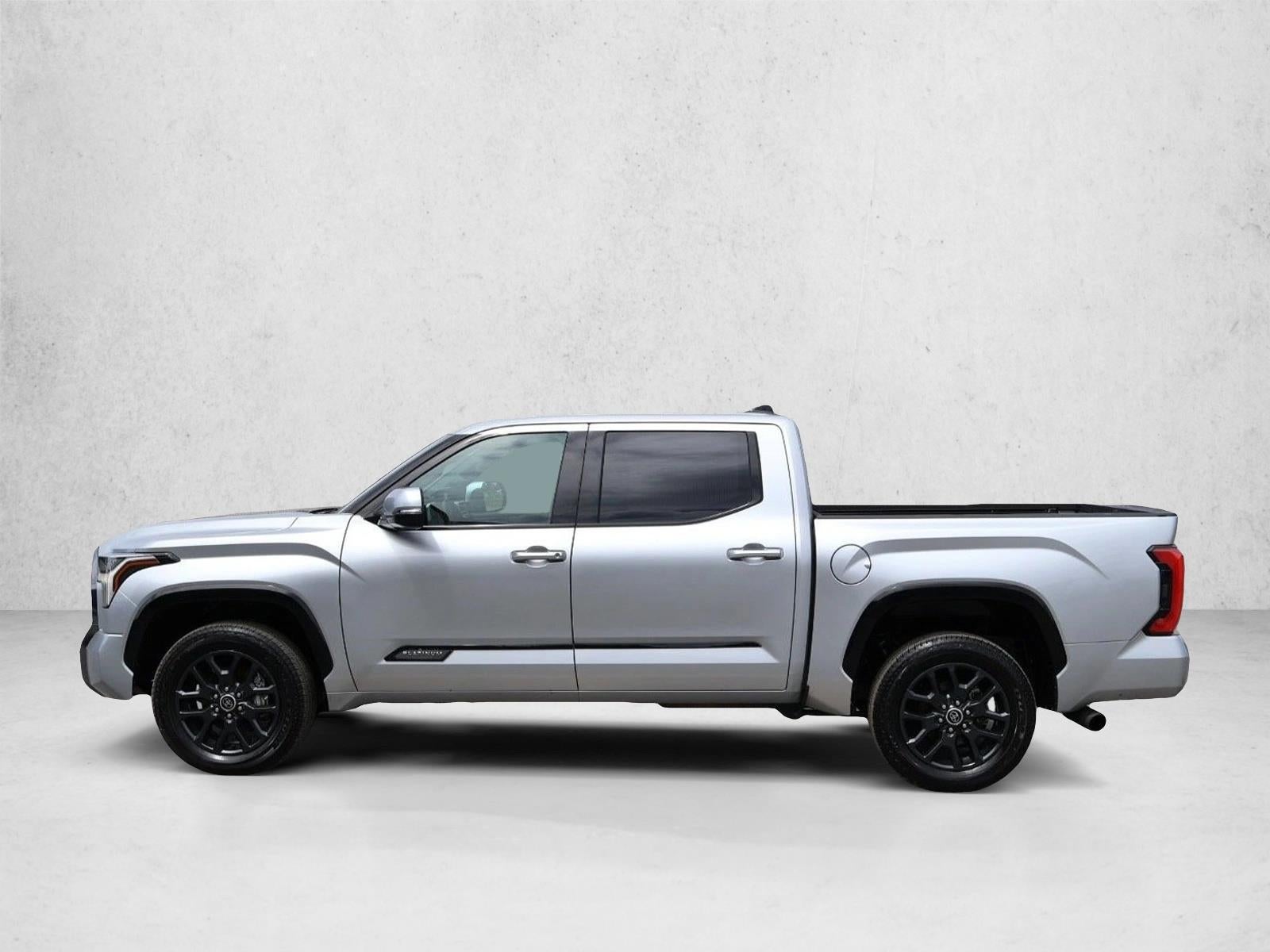 2023 Toyota Tundra 4WD 4WD Platinum CrewMax 5.5' Bed (Natl)