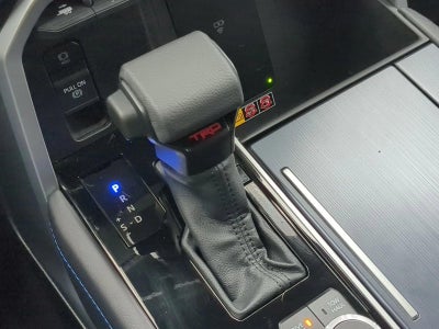 2025 Toyota Sequoia Platinum 4WD (Natl)