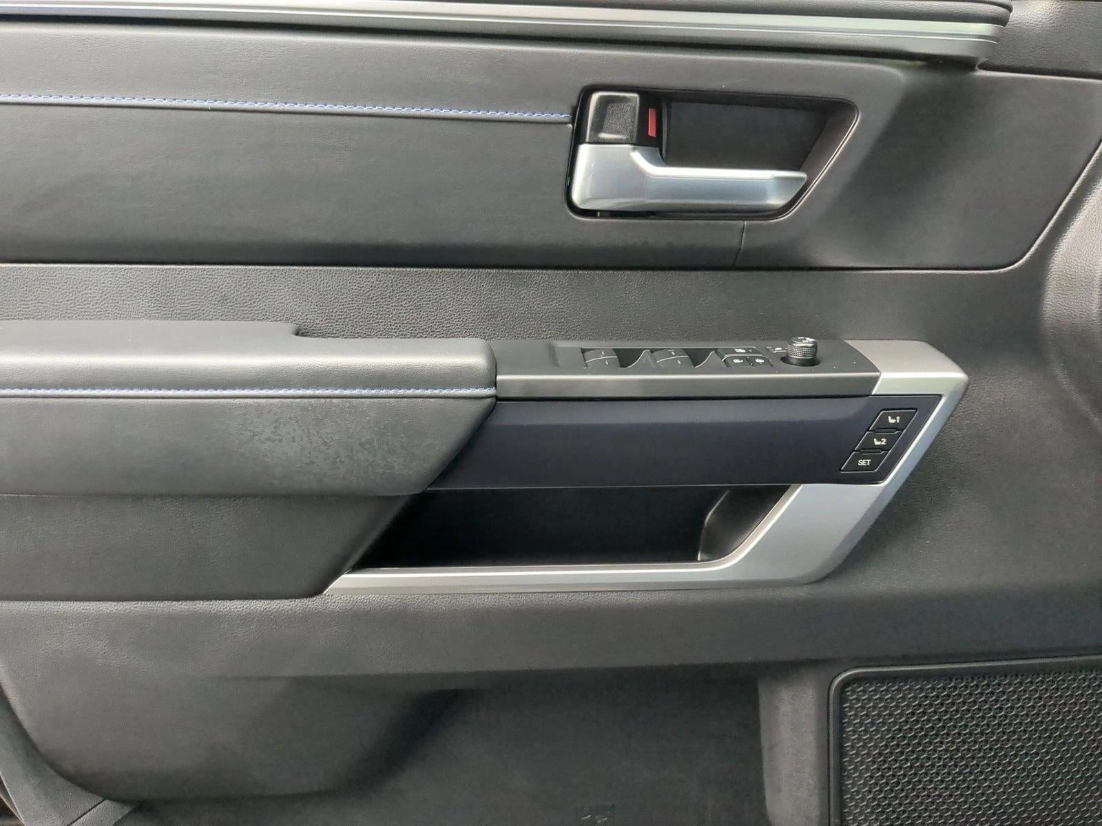 2025 Toyota Sequoia Platinum 4WD (Natl)