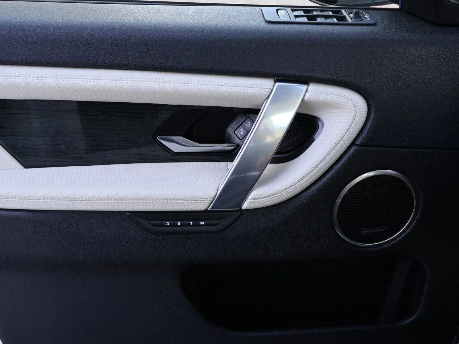 2023 Land Rover Discovery Sport SE R-Dynamic 4WD