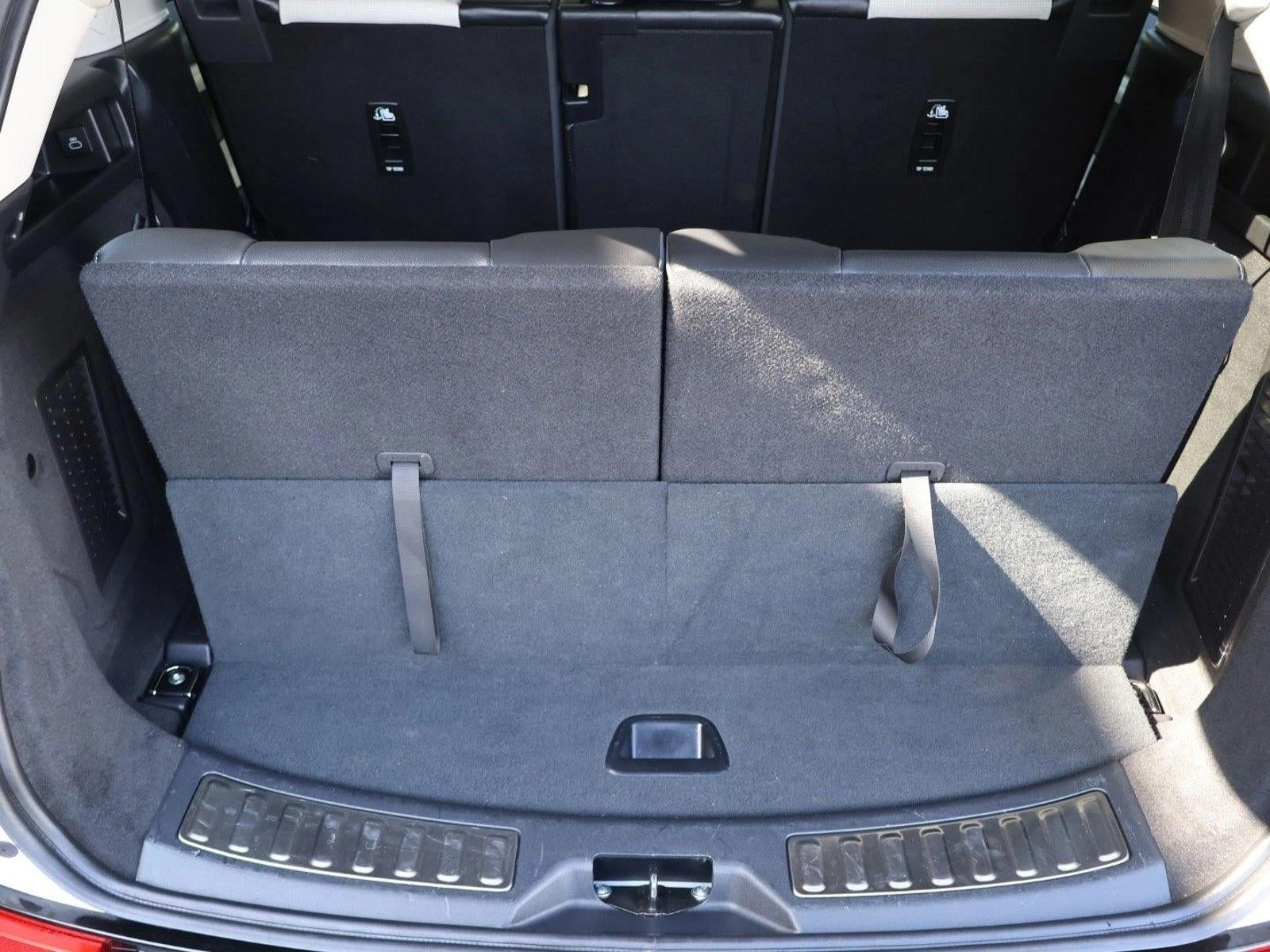 2023 Land Rover Discovery Sport SE R-Dynamic 4WD