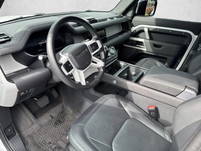 2024 Land Rover Defender 110 P400 X-Dynamic SE