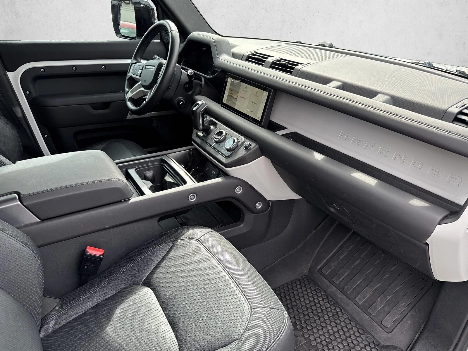 2024 Land Rover Defender 110 P400 X-Dynamic SE