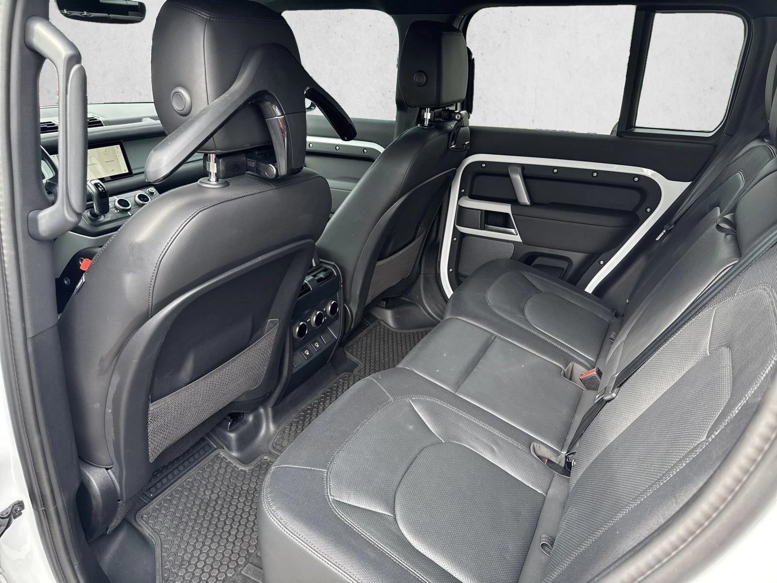 2024 Land Rover Defender 110 P400 X-Dynamic SE