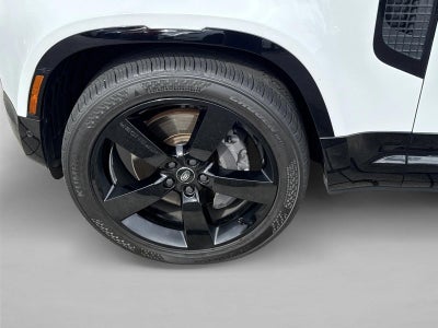 2024 Land Rover Defender 110 P400 X-Dynamic SE
