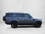 2024 Land Rover Defender 130 P400 X-Dynamic SE