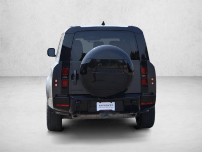 2024 Land Rover Defender 130 P400 X-Dynamic SE