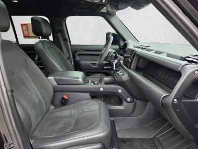 2023 Land Rover Defender 110 V8 AWD
