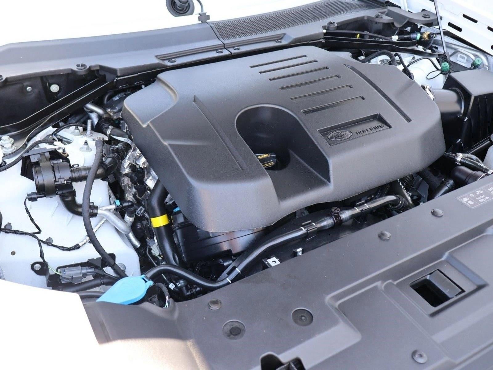 2022 Land Rover Defender 90 X-Dynamic S AWD