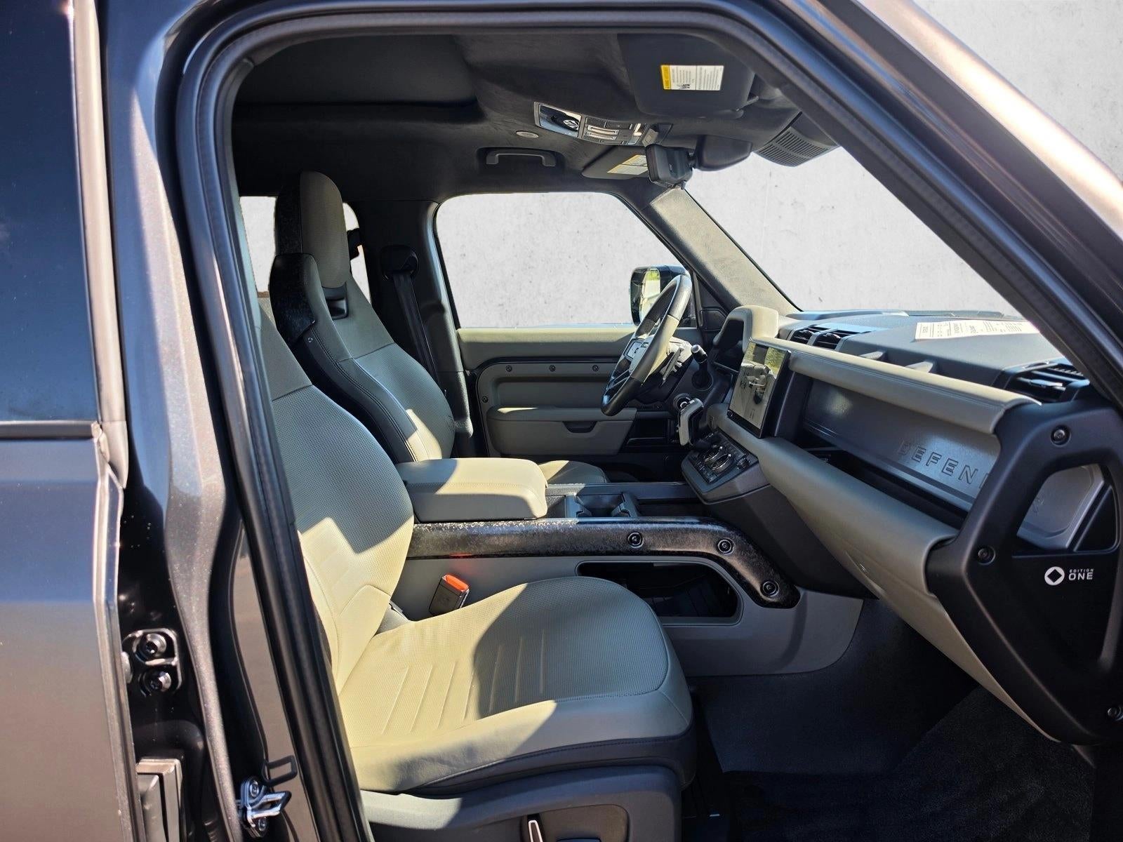 2025 Land Rover Defender 110 P635 OCTA Edition One