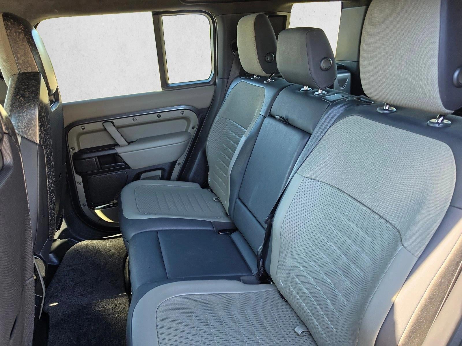 2025 Land Rover Defender 110 P635 OCTA Edition One