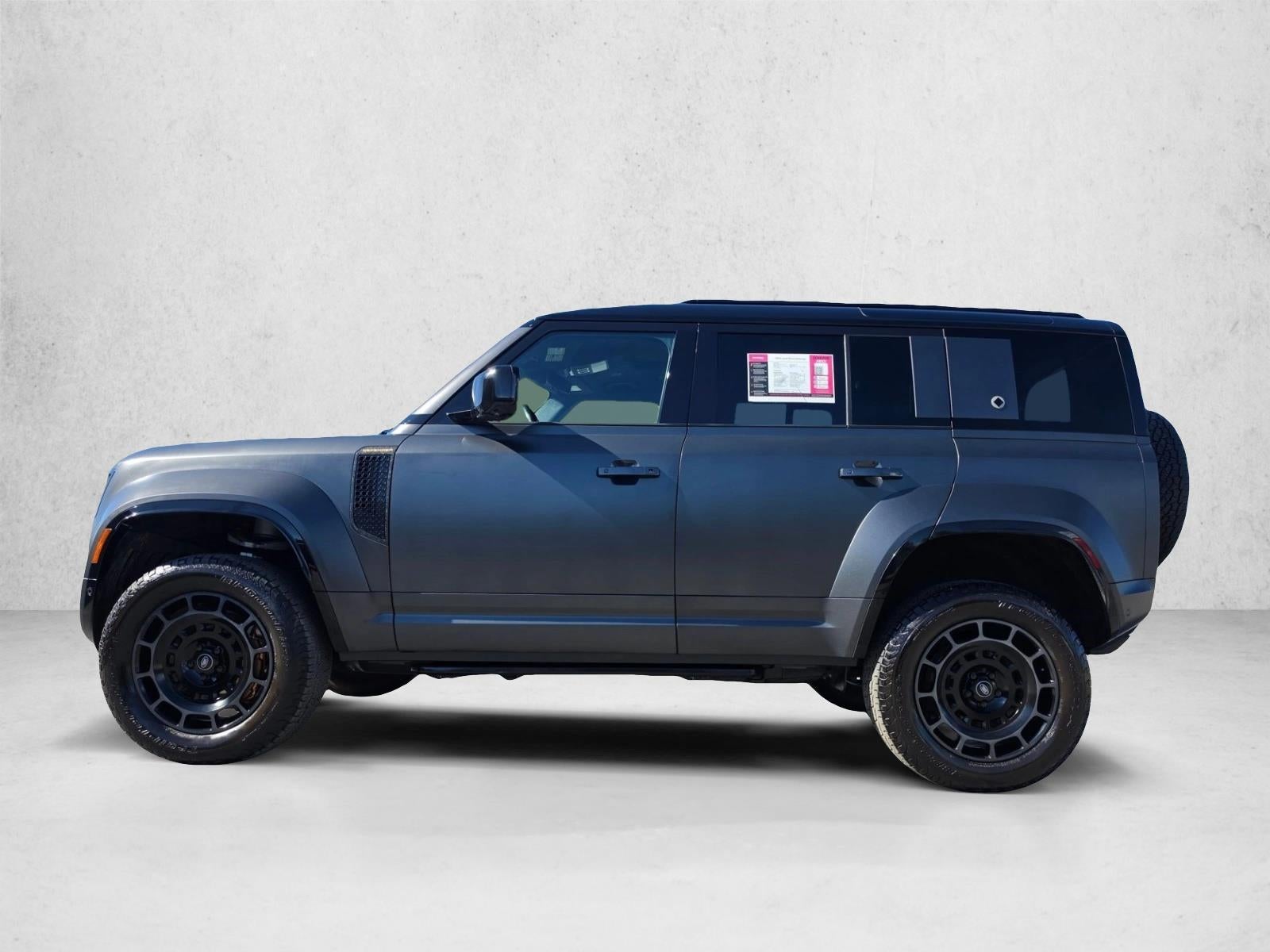 2025 Land Rover Defender 110 P635 OCTA Edition One