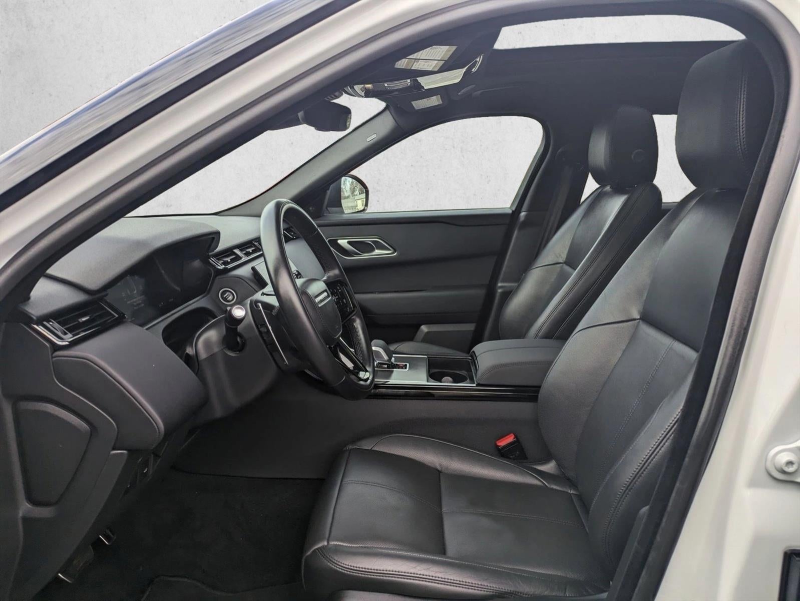 2025 Land Rover Range Rover Velar P250 Dynamic SE