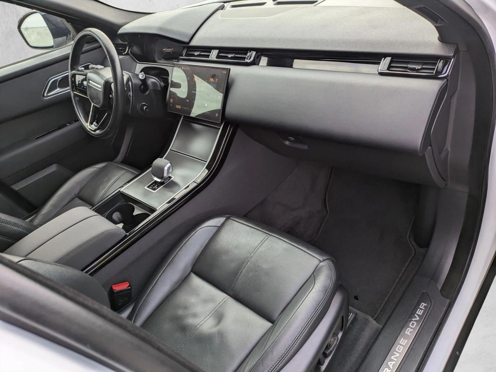 2025 Land Rover Range Rover Velar P250 Dynamic SE