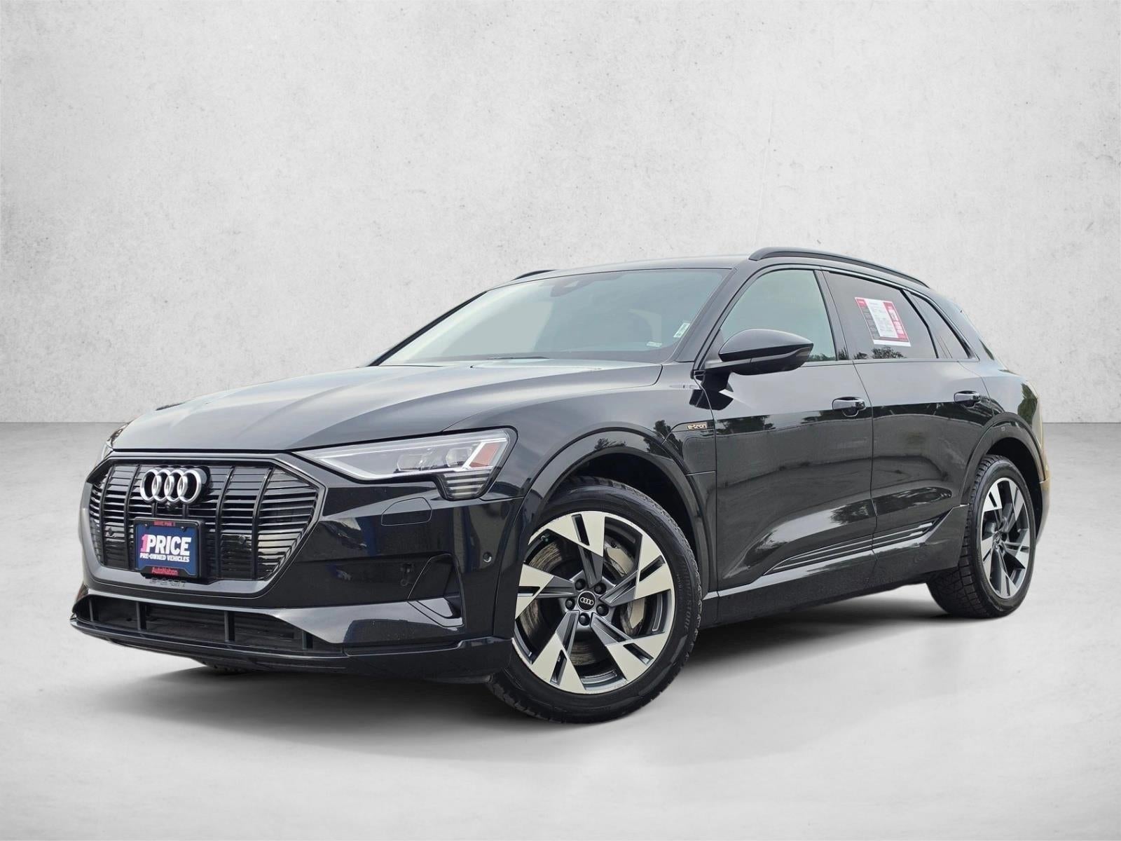 2022 Audi e-tron Premium quattro