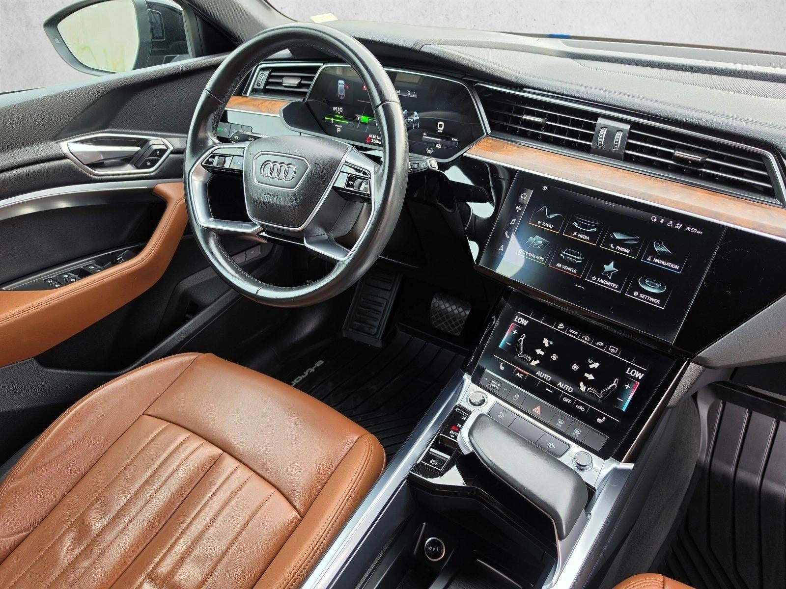 2022 Audi e-tron Premium quattro