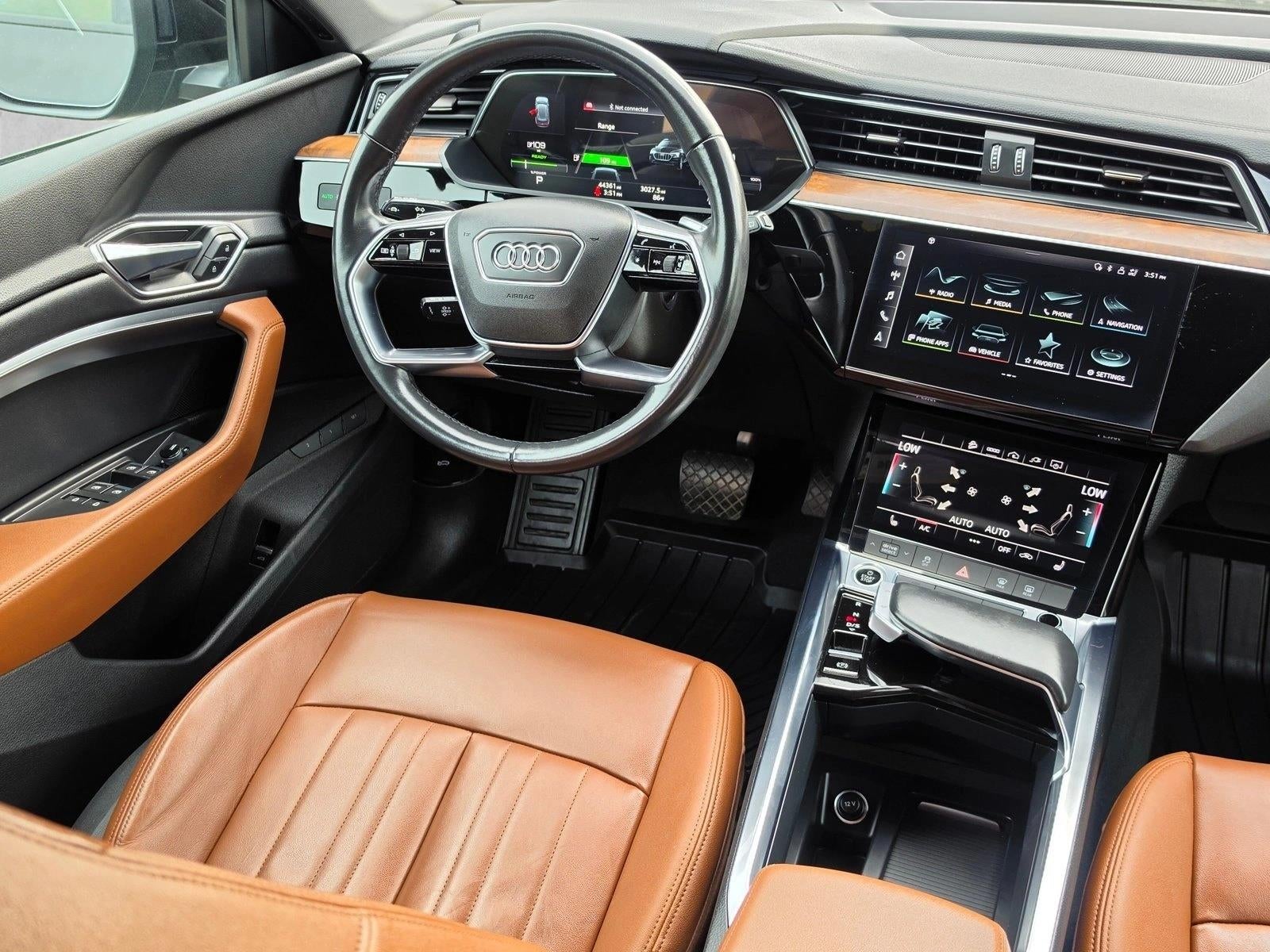 2022 Audi e-tron Premium quattro