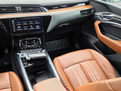 2022 Audi e-tron Premium quattro