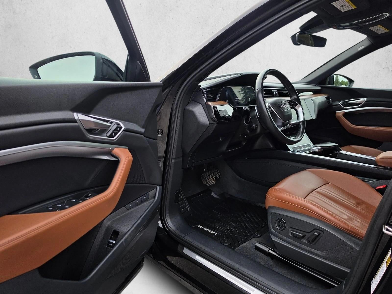2022 Audi e-tron Premium quattro