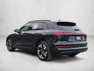 2022 Audi e-tron Premium quattro