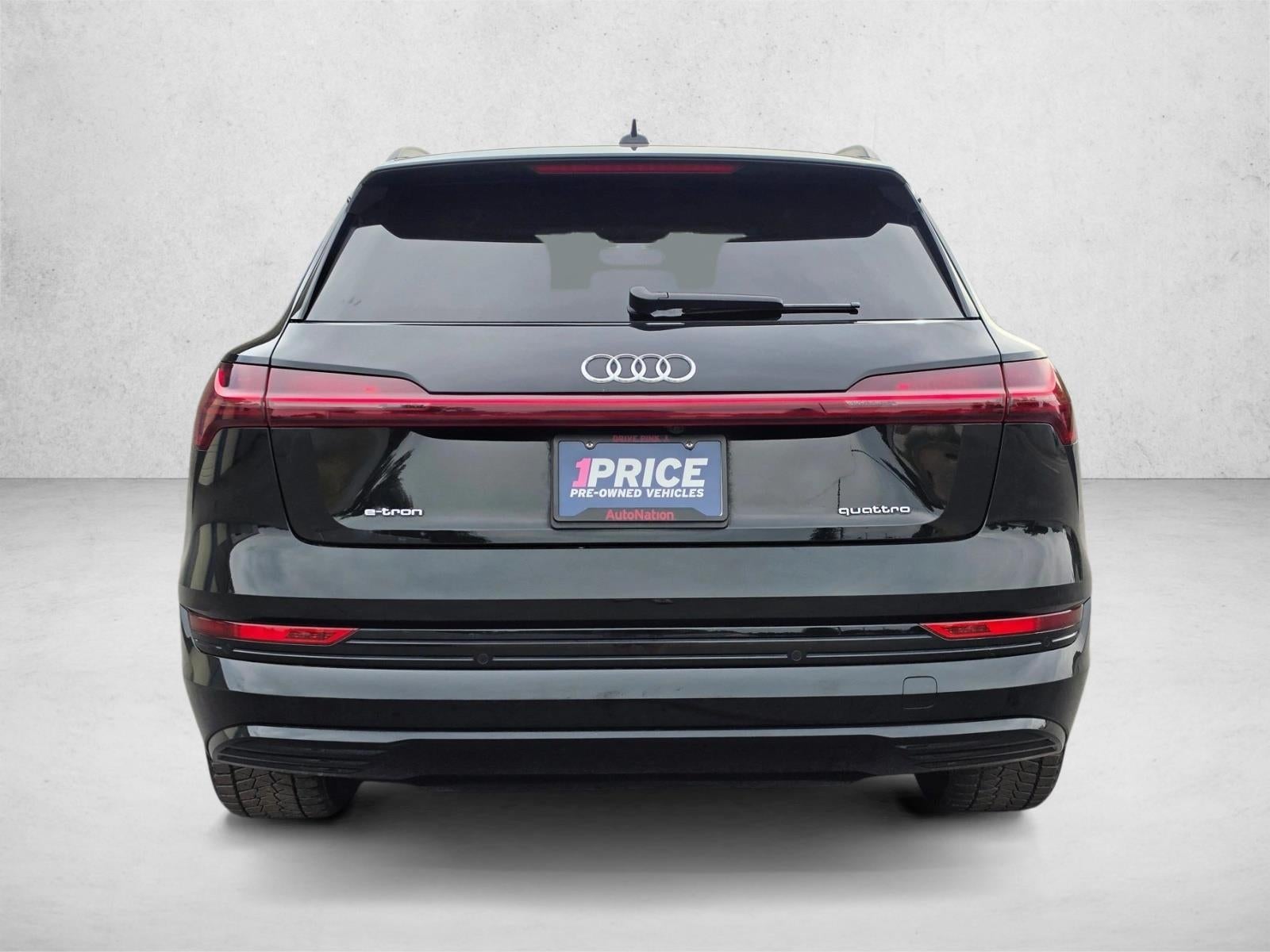 2022 Audi e-tron Premium quattro
