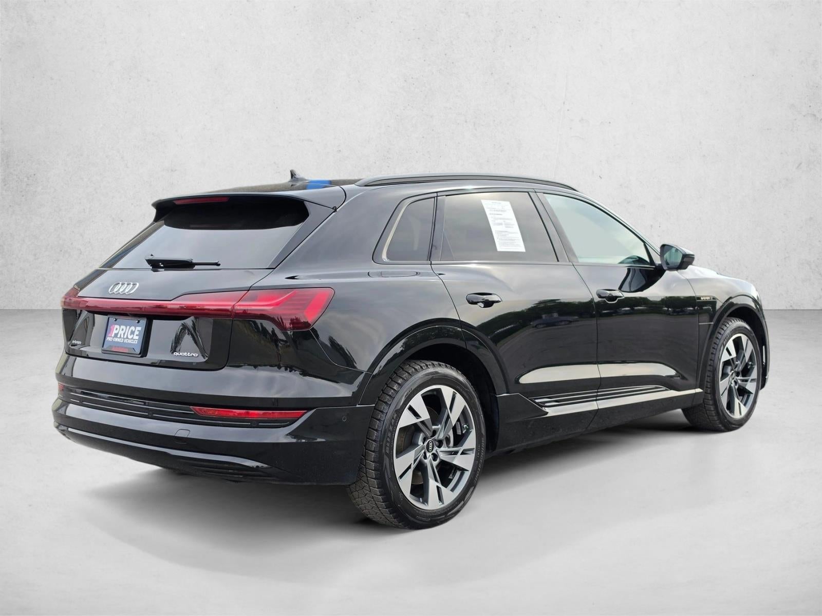 2022 Audi e-tron Premium quattro
