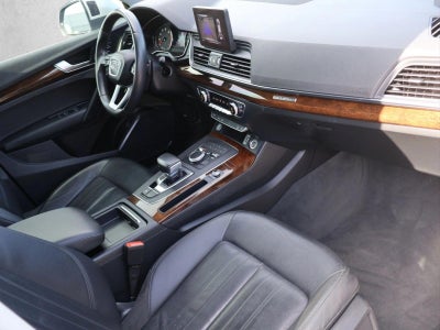 2020 Audi Q5 Premium 45 TFSI quattro